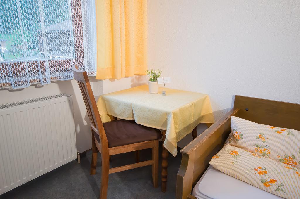 Haus Alpengruss Hotel Solden Room photo